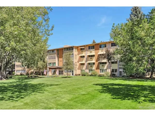 MLS: 8570699 Condo For Sale