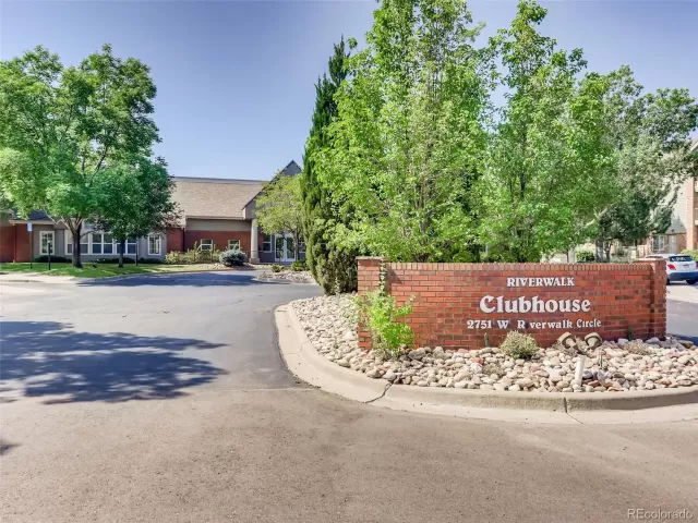 MLS: 8573270 Condo For Sale