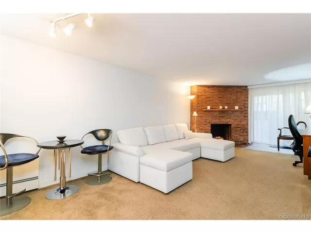 MLS: 8575609 Condo For Sale