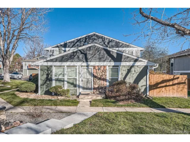 MLS: 8579798 Condo For Sale