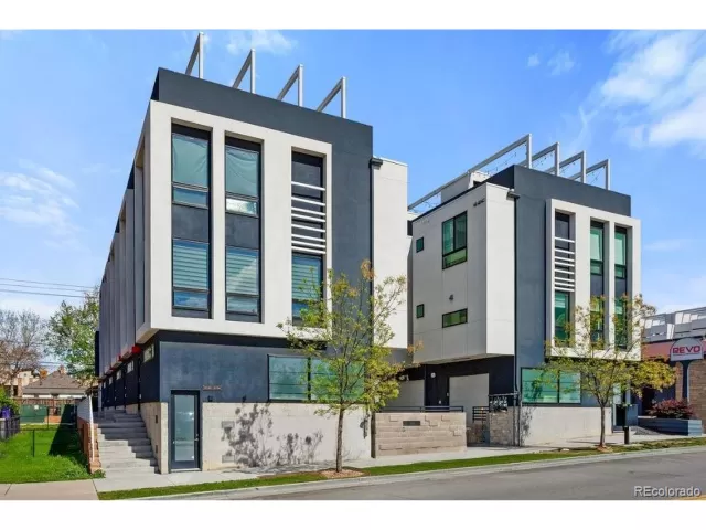 MLS: 8580232 Condo For Sale