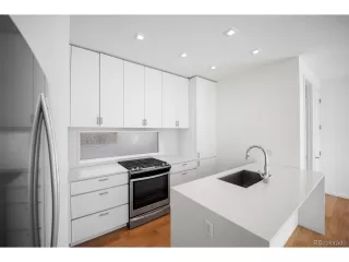 Photo #3: 8580232 Listing