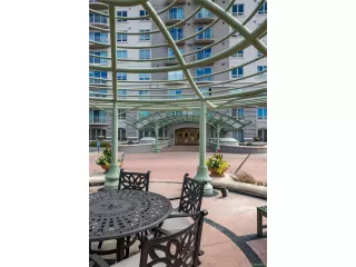 Photo #3: 8582679 Listing