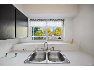 Photo #5: 8586640 Listing