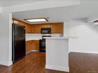 Photo #5: 8586647 Listing