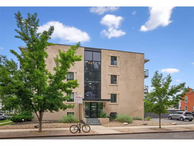 MLS: 8586649 Condo For Sale