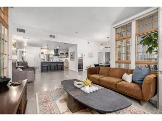 Photo #4: 8588241 Listing