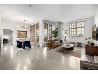 Photo #6: 8588241 Listing