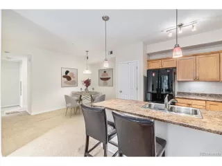 Photo #5: 8590834 Listing