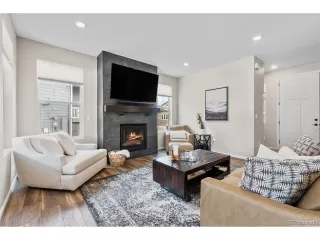 Photo #5: 8591550 Listing