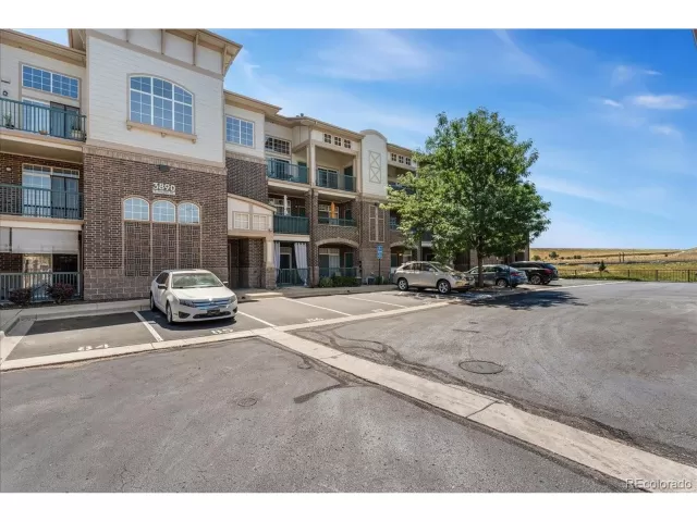 MLS: 8593117 Condo For Sale