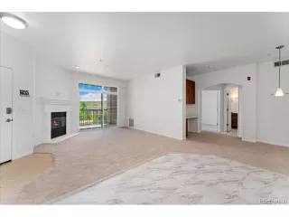 Photo #5: 8593117 Listing