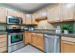 Photo #5: 8593823 Listing