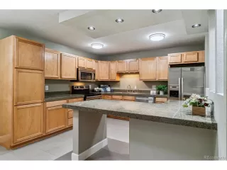 Photo #6: 8593823 Listing