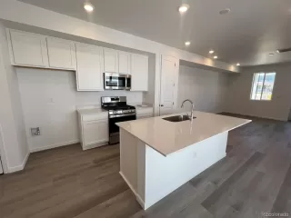 Photo #4: 8594310 Listing 