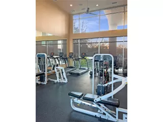 Photo #2: 8596966 Listing