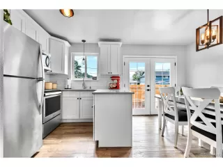 Photo #3: 8597912 Listing