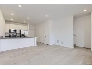 Photo #2: 8599228 Listing