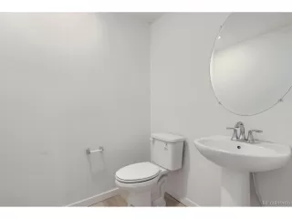 Photo #5: 8599228 Listing