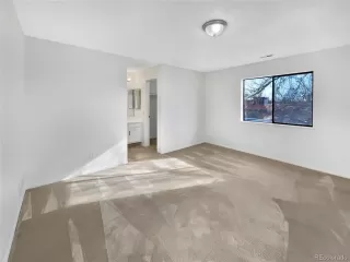 Photo #4: 8605332 Listing