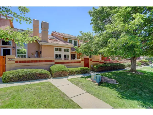 MLS: 8606583 Condo For Sale