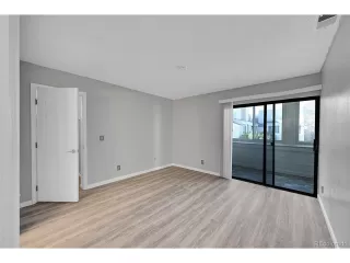 Photo #5: 8616662 Listing