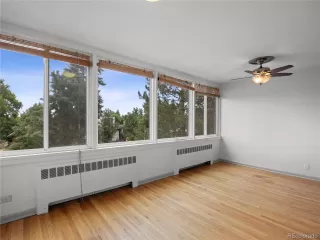 Photo #5: 8616977 Listing