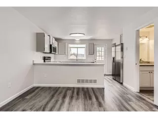 Photo #5: 8617714 Listing 