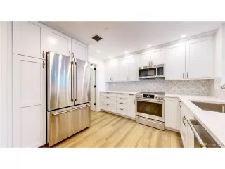 Photo #5: 8618169 Listing