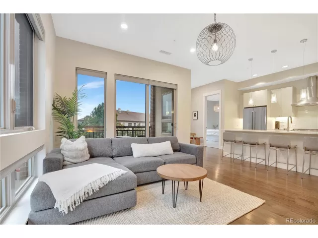 MLS: 8619561 Condo For Sale