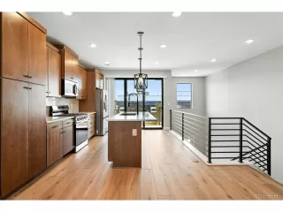 Photo #4: 8620288 Listing