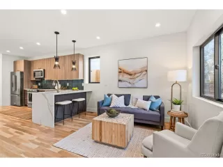 Photo #3: 8622675 Listing