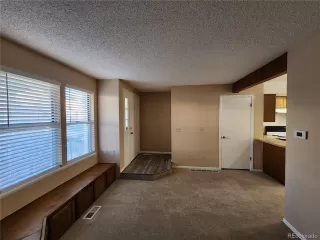 Photo #3: 8628316 Listing