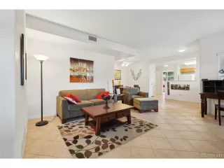 Photo #5: 8632760 Listing