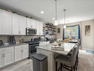 Photo #5: 8642631 Listing