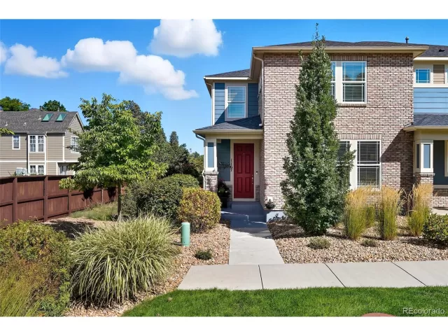 MLS: 8643314 Condo For Sale