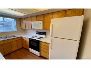 Photo #6: 8645502 Listing