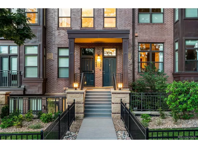 MLS: 8646106 Condo For Sale