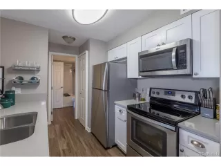 Photo #4: 8648630 Listing