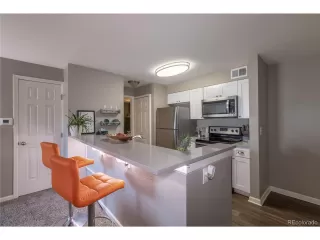 Photo #5: 8648630 Listing