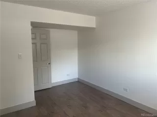 Photo #3: 8651326 Listing