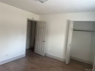 Photo #5: 8651326 Listing