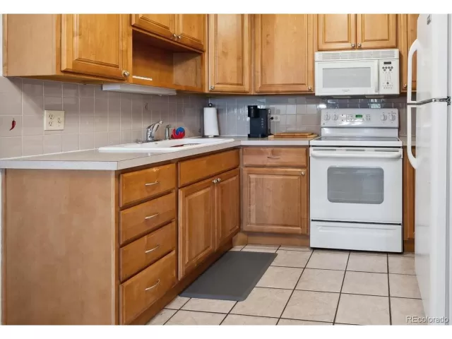 MLS: 8653757 Condo For Sale