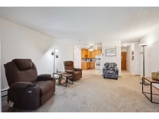 Photo #4: 8653757 Listing