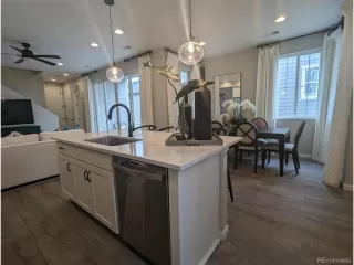 Photo #4: 8655128 Listing