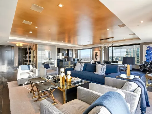 MLS: 8656525 Condo For Sale