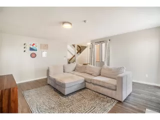 Photo #4: 8661004 Listing