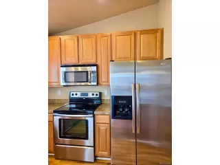 Photo #5: 8668117 Listing