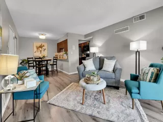 Photo #3: 8668889 Listing