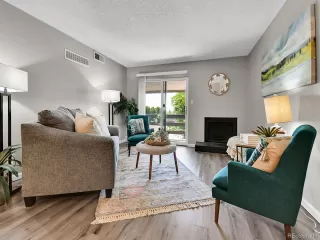 Photo #4: 8668889 Listing